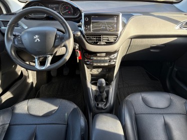 Peugeot 208 1.6 e-hdi 92ch bvm5 féline/ radar ar/ intérieur cuir/ sièges chauffants occasion simplicicar orgeval ...