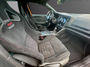 Renault megane iv berline tce 300 edc r.s. trophy occasion simplicicar coeur d'yvelines - auto expo 78 simplicicar...