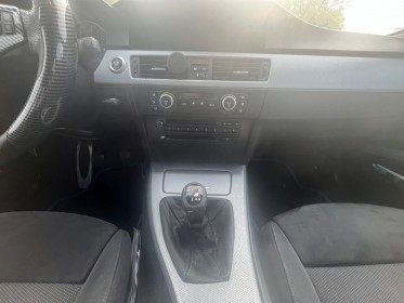 Bmw serie 3 e90 325d 197ch sport design / distri À chaine occasion avignon (84) simplicicar simplicibike france