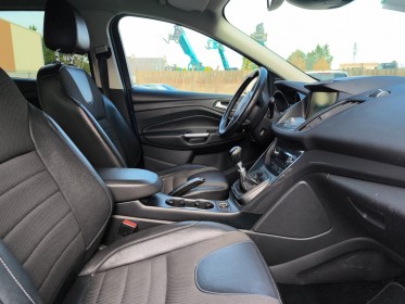 Ford kuga 2.0 tdci 150 ss 4x4 titanium -garantie 12 mois - occasion simplicicar brest simplicicar simplicibike france