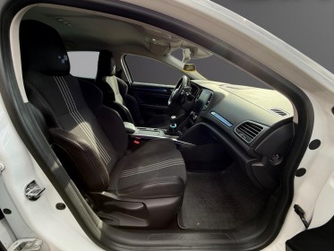 Renault megane iv berline dci 130 energy gt-line occasion simplicicar rennes simplicicar simplicibike france