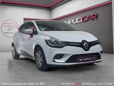 Renault clio iv societe clio  dci 90 energy e6c air medianav garantie 12mois occasion simplicicar bretigny-sur-orge...