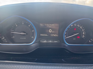 Peugeot 2008 1.6 e-hdi 92ch fap bvm5 féline occasion simplicicar orgeval  simplicicar simplicibike france