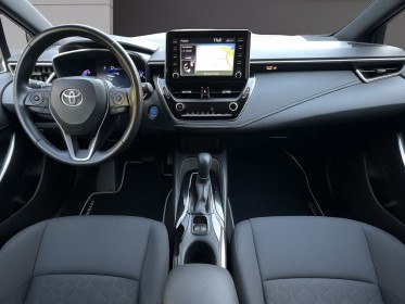 Toyota corolla pro hybride 122h design - garantie 12 mois occasion simplicicar vienne simplicicar simplicibike france