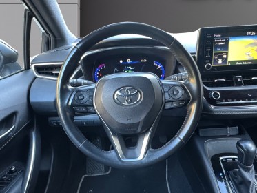 Toyota corolla pro hybride 122h design - garantie 12 mois occasion simplicicar vienne simplicicar simplicibike france