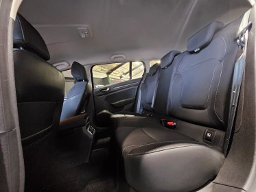 Renault megane iv estate tce 140 edc fap business intens garantie 12 mois occasion  simplicicar aix les bains simplicicar...