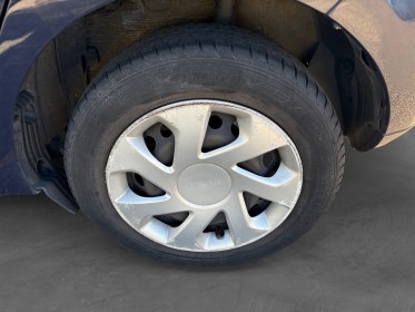 Dacia sandero 1.2 16v 75 lauréate occasion avignon (84) simplicicar simplicibike france