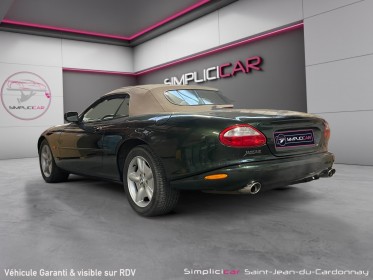 Jaguar xk8 4.0i v8 cabriolet garantie 12 mois occasion simplicicar saint-jean simplicicar simplicibike france