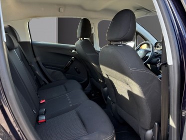 Peugeot 208 1.5 bluehdi 100ch bvm5 - carplay - clim - régulateur de vitesse occasion simplicicar rennes simplicicar...