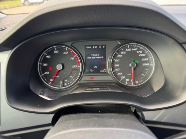 Seat ateca 1.5 tsi 150 ch start/stop dsg7 style jantes 18 hayon électrique carplay acc garantie 12 mois occasion barberey...