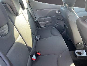 Renault clio iv dci 75ch 5 places - entretiens renault - distribution faite - garantie 12 mois occasion simplicicar salon de...