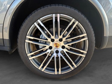 Porsche cayenne 4.2d v8 385 ch s tiptronic - toit ouvrant - attelage - carplay - jantes turbo 21 occasion simplicicar rennes...