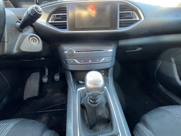 Peugeot 308 1.6 bluehdi 120ch ss bvm6 active occasion simplicicar limoges  simplicicar simplicibike france