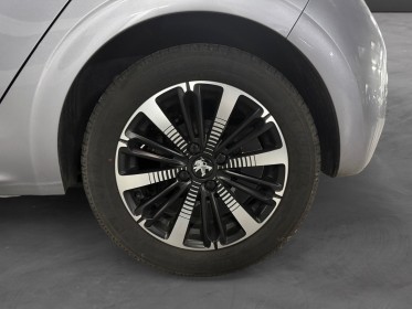 Peugeot 208 puretech 82ch ss bvm5 signature garantie 12 mois occasion simplicicar meximieux simplicicar simplicibike france