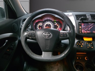 Toyota rav4 150 d-4d 4wd fap life occasion simplicicar meximieux simplicicar simplicibike france