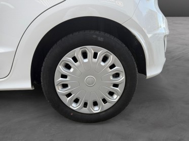 Ford ka 1.2 70 ch ss essential occasion simplicicar les sables-d'olonne simplicicar simplicibike france