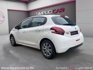 Peugeot 208 business luehdi 100ch ss bvm6 active business  garantie 12 mois occasion simplicicar lyon nord simplicicar...