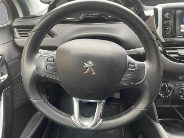 Peugeot 208 business luehdi 100ch ss bvm6 active business  garantie 12 mois occasion simplicicar lyon nord simplicicar...