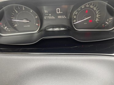 Peugeot 208 business luehdi 100ch ss bvm6 active business  garantie 12 mois occasion simplicicar lyon nord simplicicar...