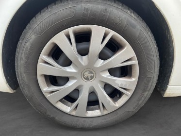 Peugeot 208 business luehdi 100ch ss bvm6 active business  garantie 12 mois occasion simplicicar lyon nord simplicicar...