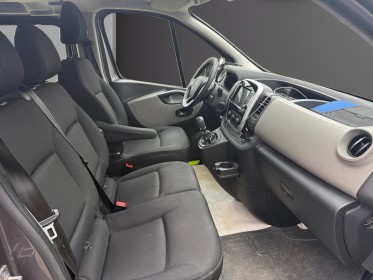 Renault trafic combi l2 dci 125 energy life garantie 12 mois occasion simplicicar meximieux simplicicar simplicibike france