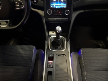 Renault megane iv berline tce 130 energy intens bose garantie 12mois occasion simplicicar bretigny-sur-orge simplicicar...