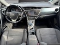 Toyota auris hybride 136h dynamic garantie 12 mois occasion montpellier (34) simplicicar simplicibike france