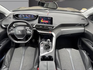 Peugeot 5008 2.0 bluehdi 150ch ss bvm6 allure 7 places  caméra de recul  applecarplay  garantie 12 mois occasion simplicicar...