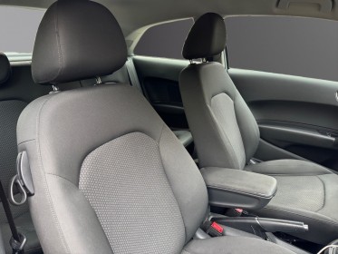 Audi a1 a1 1.0 tfsi ultra 95 s line garantie 12 mois occasion paris 17ème (75)(porte maillot) simplicicar simplicibike france