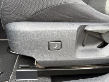 Toyota corolla pro hybride my20 122h dynamic business/apple carplay/entretien a jour/garantie 12 mois occasion paris 17ème...