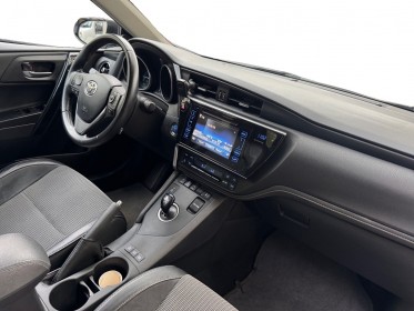 Toyota auris touring sports hybride 136h tendance - siÈges chauffants - camÉra de recul - acc - park assist occasion paris...
