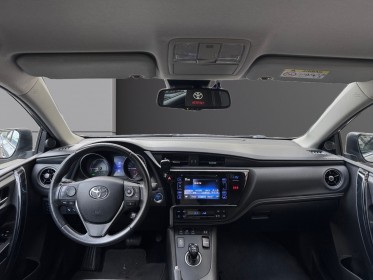 Toyota auris touring sports hybride 136h tendance - siÈges chauffants - camÉra de recul - acc - park assist occasion paris...