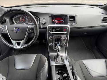 Volvo s60 d3 150 ch stopstart geartronic 6 r-design/ radar de recul / bluethooth / garantie 12 mois occasion paris 17ème...