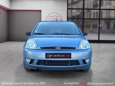 Ford fiesta 1.6i ghia automatique 39900kms garantie 12 mois occasion simplicicar bordeaux  simplicicar simplicibike france