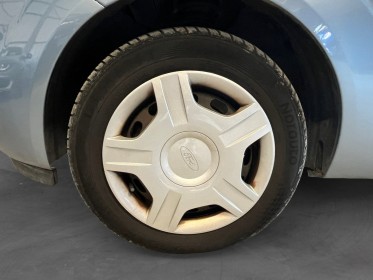 Ford fiesta 1.6i ghia automatique 39900kms garantie 12 mois occasion simplicicar bordeaux  simplicicar simplicibike france