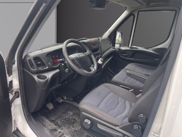 Iveco daily fourgon gn 35 s 14 h2 - tva recuperable occasion parc voitures beauvais simplicicar simplicibike france