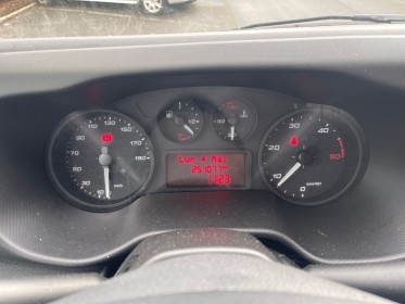 Iveco daily fourgon gn 35 s 14 h2 - tva recuperable occasion parc voitures beauvais simplicicar simplicibike france