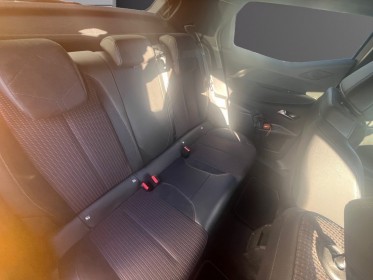 Ds ds3 crossback 1.2 puretech 130 7cv performance line occasion avignon (84) simplicicar simplicibike france
