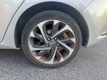 Toyota auris hybride 136h dynamic garantie 12 mois occasion montpellier (34) simplicicar simplicibike france