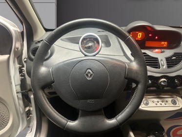 Renault twingo ii 1.2 lev 16v 75 eco2 nightday, toit ouvrant, rien a prévoir occasion simplicicar villejuif  simplicicar...