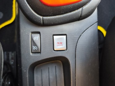 Renault clio iv 1.6 turbo rs cup edc 200ch garantie 12 mois occasion simplicicar caen  simplicicar simplicibike france