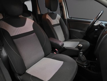 Dacia duster tce 125 4x2 ambiance edition 2016 occasion simplicicar meximieux simplicicar simplicibike france