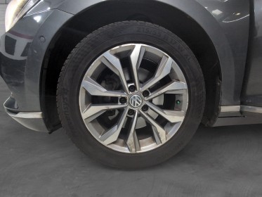 Volkswagen passat 2.0 tdi 190 bluemotion technology carat edition dsg6 -attelage - garantie 12 mois occasion simplicicar...