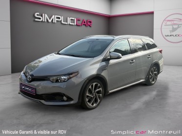 Toyota auris my17 hybride 136h collection/garantie 12 mois/ suivi complet occasion montreuil (porte de vincennes)(75)...
