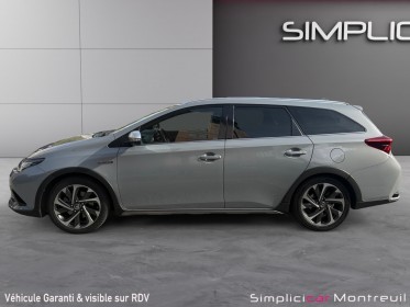Toyota auris my17 hybride 136h collection/garantie 12 mois/ suivi complet occasion montreuil (porte de vincennes)(75)...