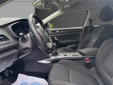 Renault megane iv berline tce 140 energy limited - carnet entretien - radar av/ ar  caméra de recul occasion simplicicar...
