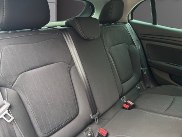 Renault megane iv berline tce 140 energy limited - carnet entretien - radar av/ ar  caméra de recul occasion simplicicar...