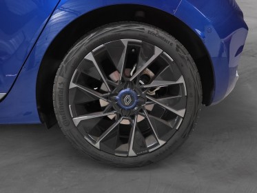 Renault clio v e-tech hybride 145 esprit alpine park assist système bose garantie 12 mois occasion simplicicar meximieux...