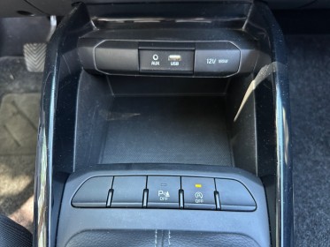 Kia rio 1.2l mpi 84 ch isg urban edition - caméra de recul - carplay - garantie constructeur 06/27 occasion simplicicar...