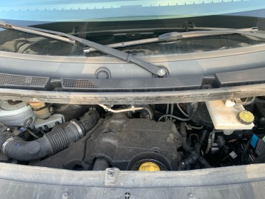 Renault master fourgon gn trac f3500 l2h2 dci 135 confort tva recuperable/ garantie 12 mois/prix ht occasion simplicicar...